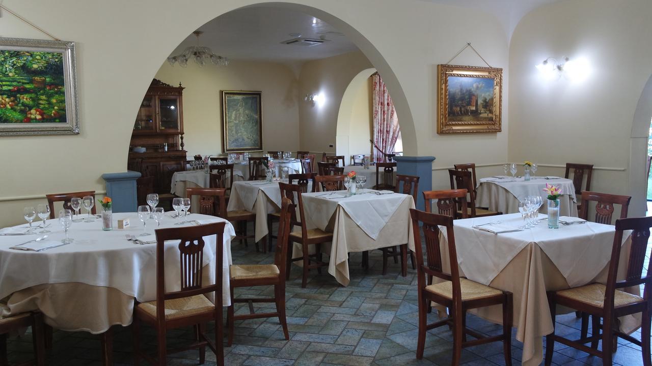 Agriturismo Masseria I Risi Guest House ซานเตอูเฟเมีย ลาเมเซีย ภายนอก รูปภาพ
