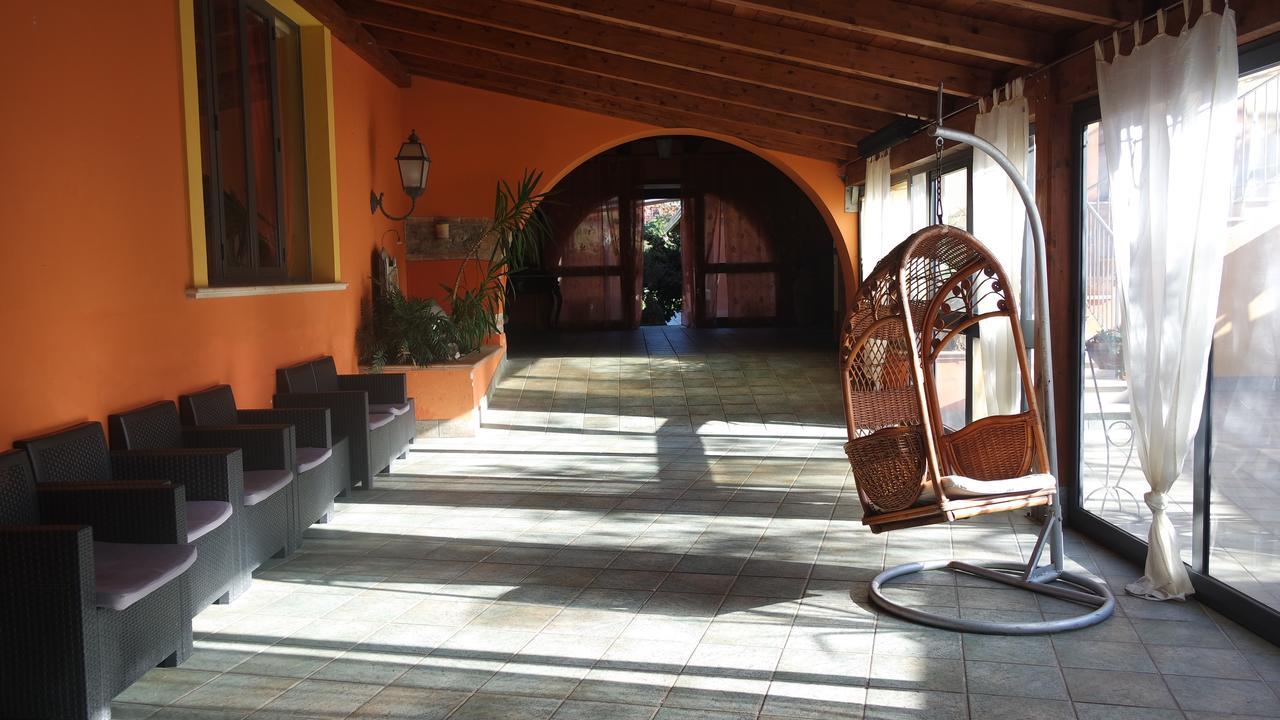 Agriturismo Masseria I Risi Guest House ซานเตอูเฟเมีย ลาเมเซีย ภายนอก รูปภาพ