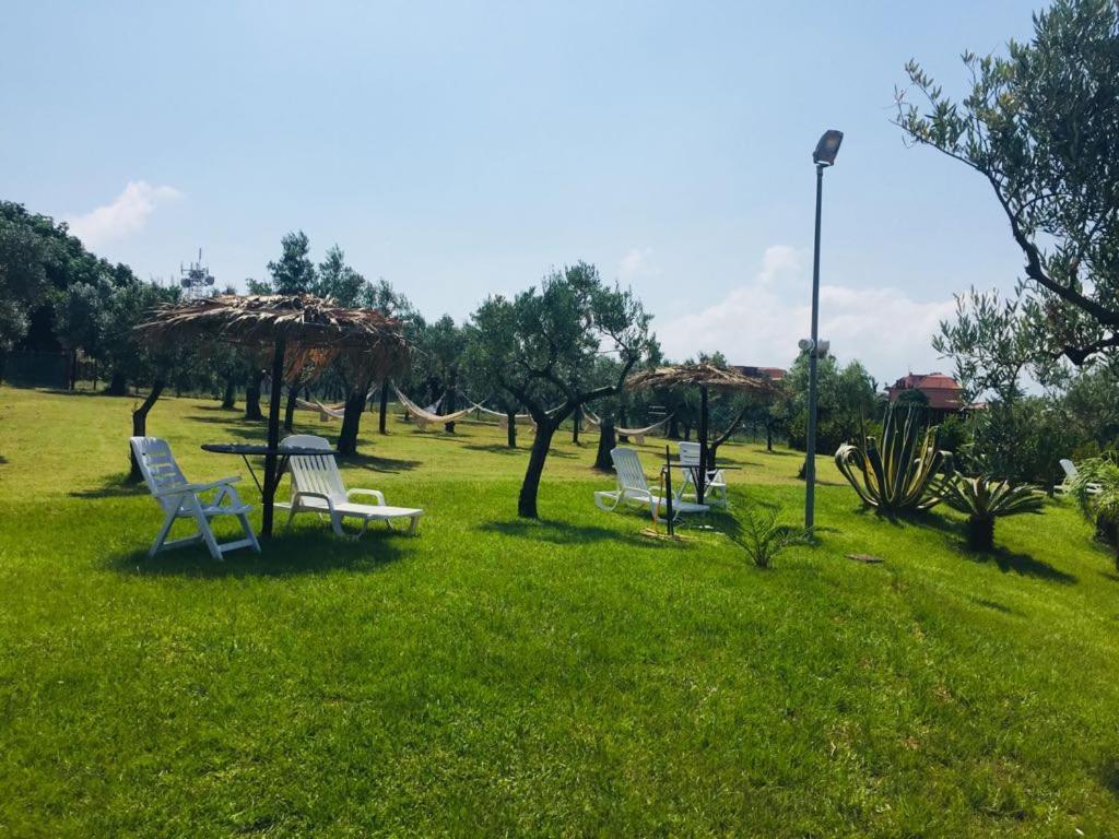 Agriturismo Masseria I Risi Guest House ซานเตอูเฟเมีย ลาเมเซีย ภายนอก รูปภาพ