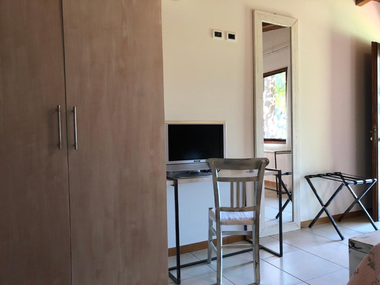 Agriturismo Masseria I Risi Guest House ซานเตอูเฟเมีย ลาเมเซีย ภายนอก รูปภาพ