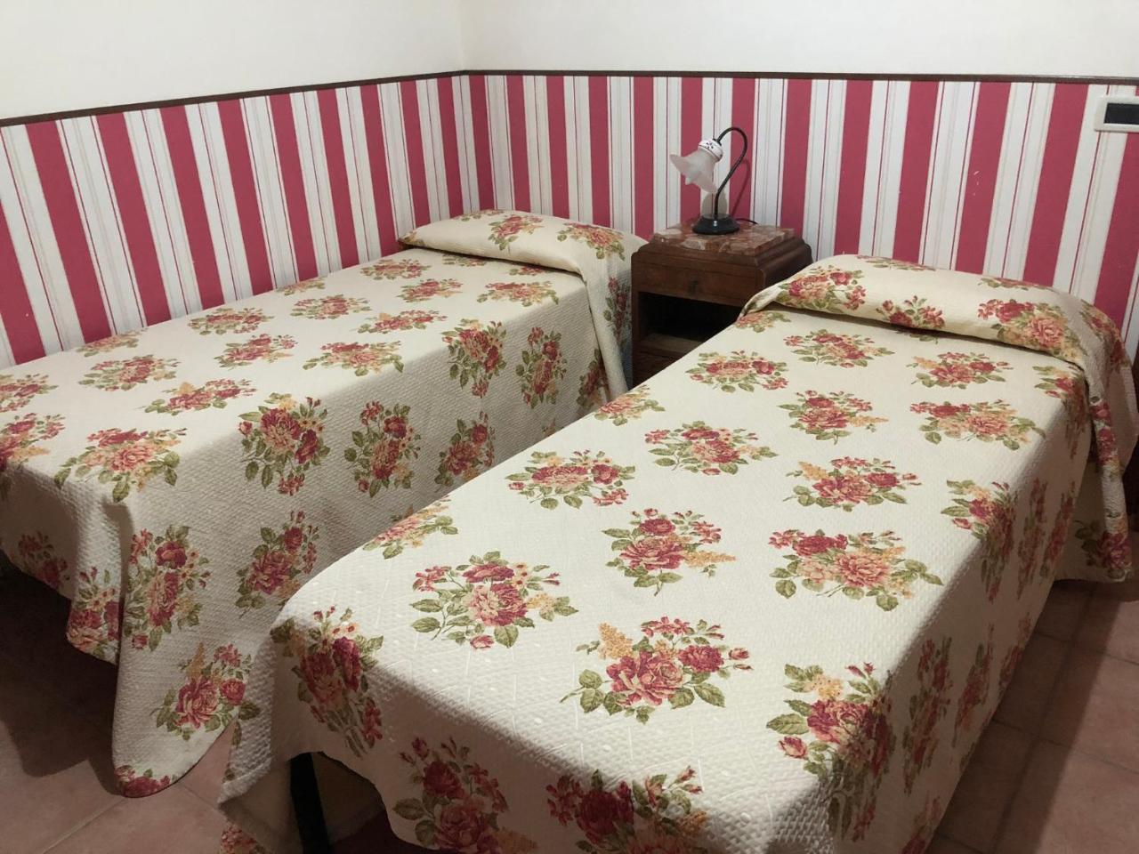 Agriturismo Masseria I Risi Guest House ซานเตอูเฟเมีย ลาเมเซีย ภายนอก รูปภาพ